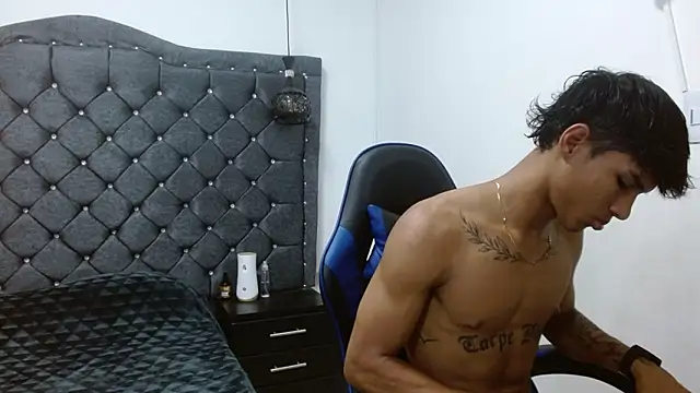 Snapshot of luka_big18 chatting on 03.01.26 luka big18 online show from 03.01.26