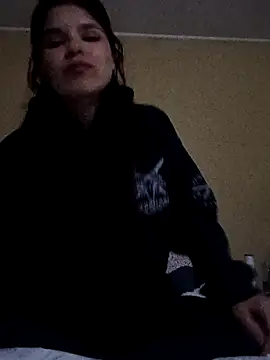 Snapshot of paradise2 chatting on 02.17.26 paradise2 online show from 02.17.26