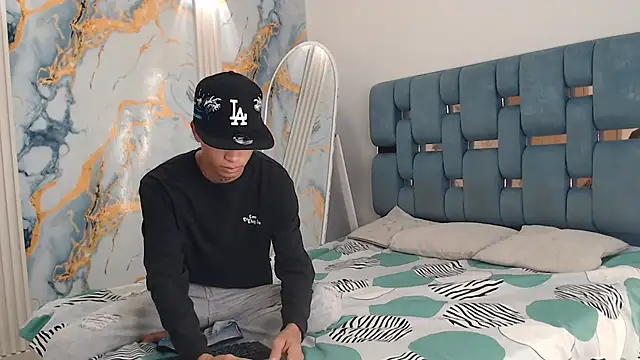 GOLD BOYS online show from 04.24.26