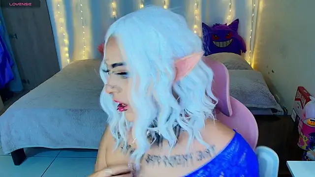 Snapshot of maliciaXpoison chatting on 05.19.26 maliciaXpoison online show from 05.19.26