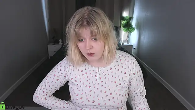 Snapshot of luna_c0ra chatting on 03.13.26 luna c0ra online show from 03.13.26