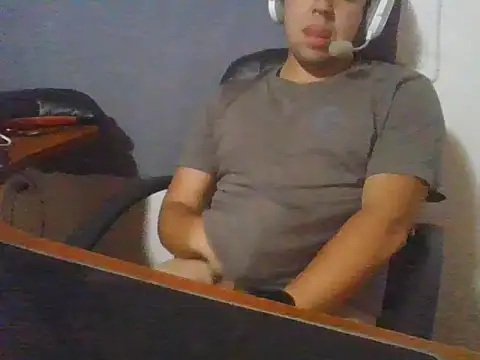 Snapshot of nene2309 chatting on 02.23.26 nene2309 online show from 02.23.26