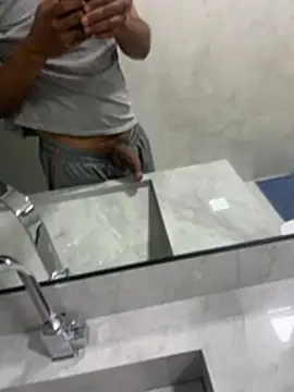 twink231 online show from 04.26.26
