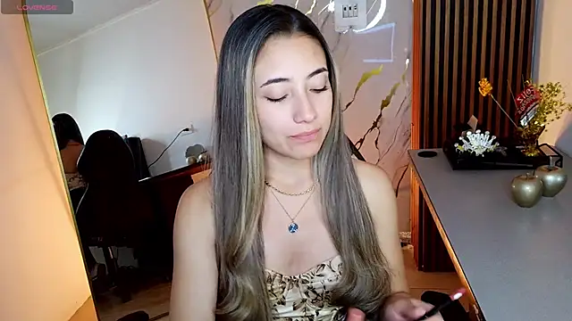 Snapshot of amy_ker_m chatting on 02.17.26 amy ker m online show from 02.17.26