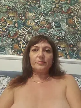 Snapshot of SaraGina chatting on 07.21.26 SaraGina online show from 07.21.26