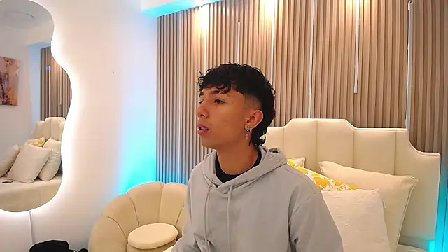 Aiden Rivers  online show from 03.18.26