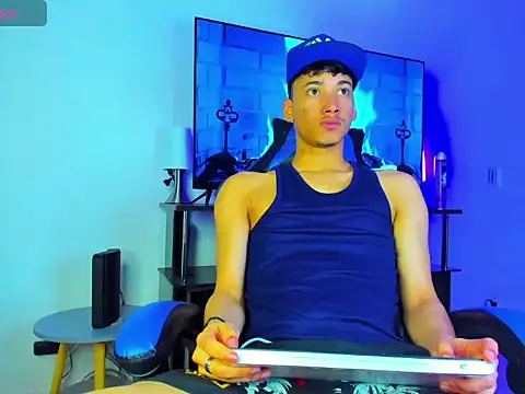 Lyam Russo online show from 03.24.26