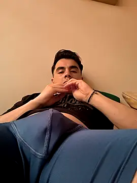 Snapshot of PornOliver247 chatting on 02.16.26 PornOliver247 online show from 02.16.26