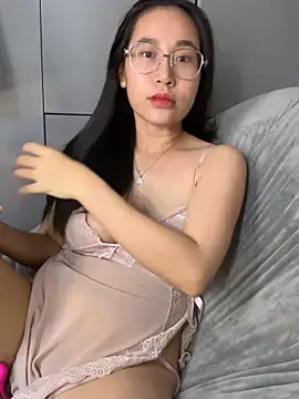 Lyla 99 online show from 04.19.26