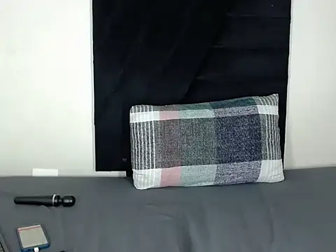 Loyal Sashaa online show from 03.04.26