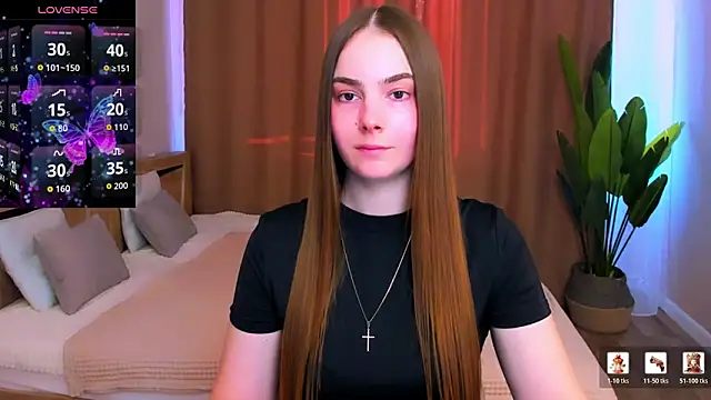 Maddy Wood  online show from 03.11.26