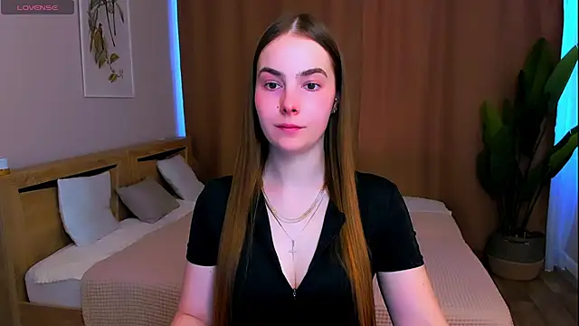 Maddy Wood  online show from 03.24.26