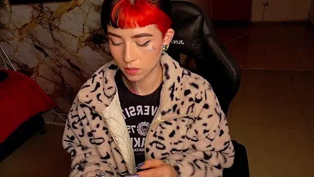 Snapshot of nova_kitttyy chatting on 02.21.26 nova kitttyy online show from 02.21.26