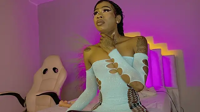 Snapshot of Sheinny_brown1 chatting on 02.19.26 Sheinny brown1 online show from 02.19.26