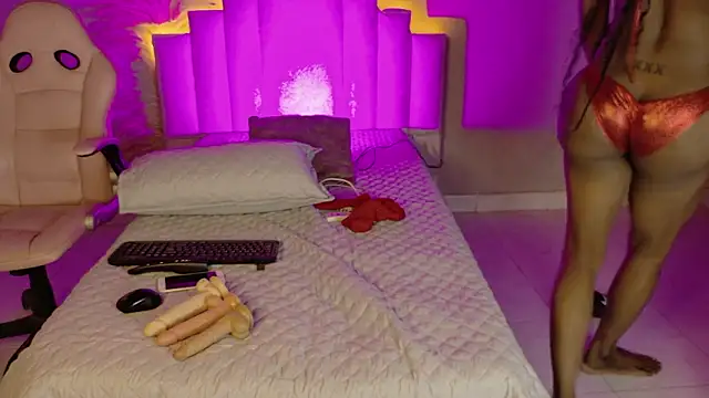 Snapshot of Sheinny_brown1 chatting on 02.20.26 Sheinny brown1 online show from 02.20.26