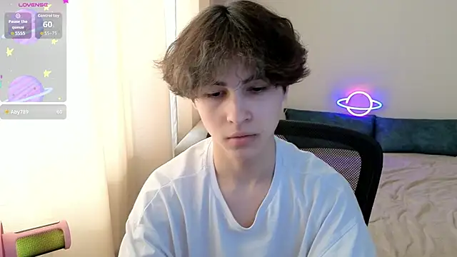  LukaHayes  online show from 04.14.26