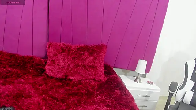 Snapshot of isabella_barbie chatting on 02.17.26 isabella barbie online show from 02.17.26