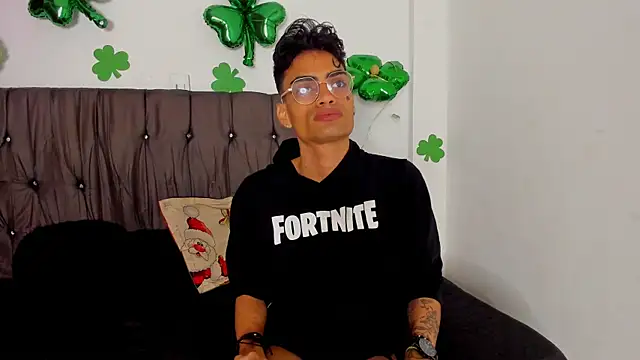 Gay Red Room online show from 04.18.26