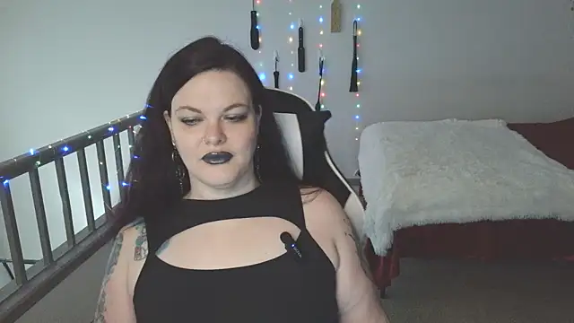 Snapshot of VixieNyx chatting on 03.02.26 VixieNyx online show from 03.02.26