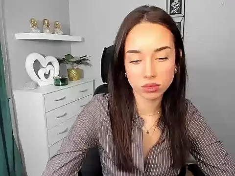 AdeleSolo online show from 02.18.26