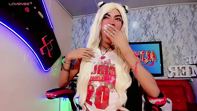 suzume Mendez online show from 04.13.26