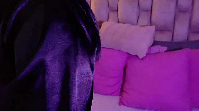 Snapshot of IsabellaRossi chatting on 03.26.26 IsabellaRossi online show from 03.26.26