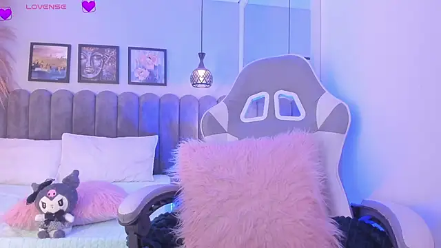 Bella  Peach online show from 04.03.26