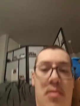 zataeidhagen online show from 02.18.26