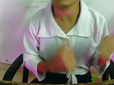 Snapshot of Hotsurbhi chatting on 03.14.26 Hotsurbhi online show from 03.14.26