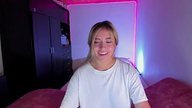 saradiazxxx online show from 04.11.26