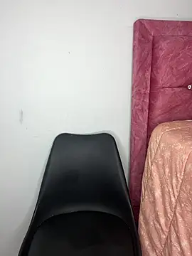 Sofia-squir online show from 04.04.26