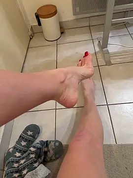 Frenchgirl45 online show from 03.05.26