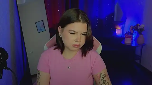 Snapshot of Monica_Dacher chatting on 02.25.26 Monica Dacher online show from 02.25.26