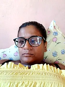 indianstrawberrylips4u online show from 02.21.26