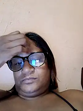 indianstrawberrylips4u online show from 03.04.26