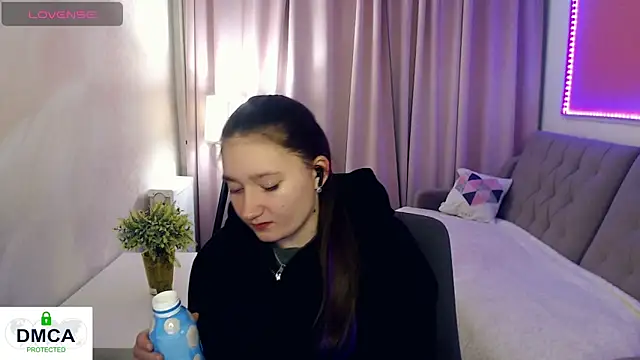 Sparkling Starlet67 online show from 03.03.26