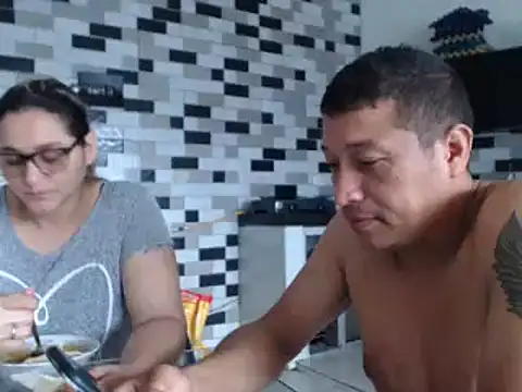 pareja latina2214 online show from 02.19.26