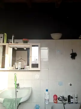 Snapshot of BITOFSIN chatting on 03.04.26 BITOFSIN online show from 03.04.26