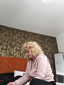 LaireeFelini online show from 03.02.26