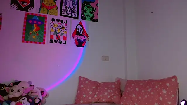 chloe roxy online show from 04.23.26