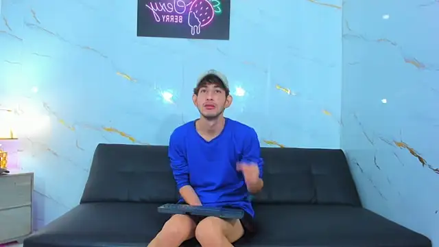 Snapshot of Spicy_guys chatting on 03.14.26 Spicy guys online show from 03.14.26