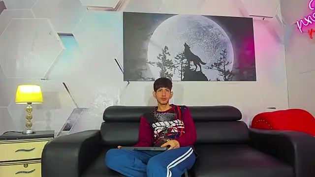 Snapshot of Spicy_guys chatting on 04.16.26 Spicy guys online show from 04.16.26