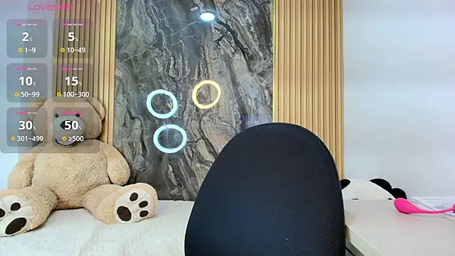 Snapshot of scarlett_lumi chatting on 02.20.26 scarlett lumi online show from 02.20.26