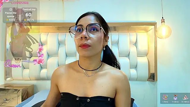 Snapshot of AzulMaveric chatting on 06.08.26 AzulMaveric online show from 06.08.26