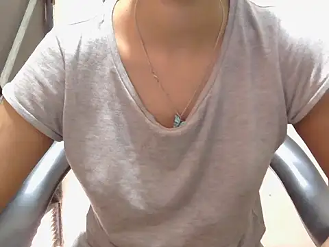 Snapshot of sassy_slut_69 chatting on 03.15.26 sassy slut 69 online show from 03.15.26