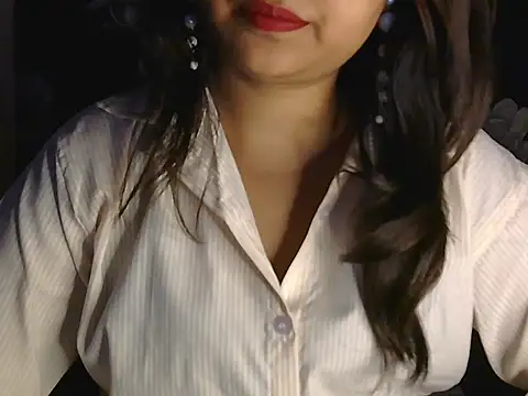 sassy slut 69 online show from 05.28.26