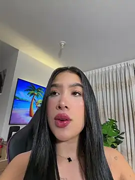 Snapshot of AliceBoomx chatting on 03.28.26 AliceBoomx online show from 03.28.26