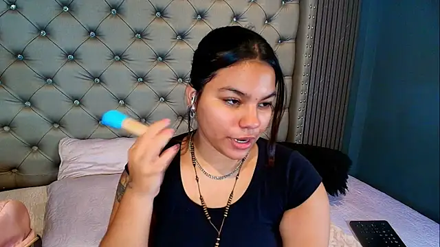 NAOMI cute  online show from 04.10.26