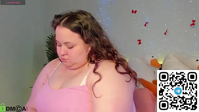 MoonlitAdele online show from 03.21.26