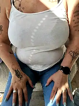 Emma12117 online show from 03.05.26